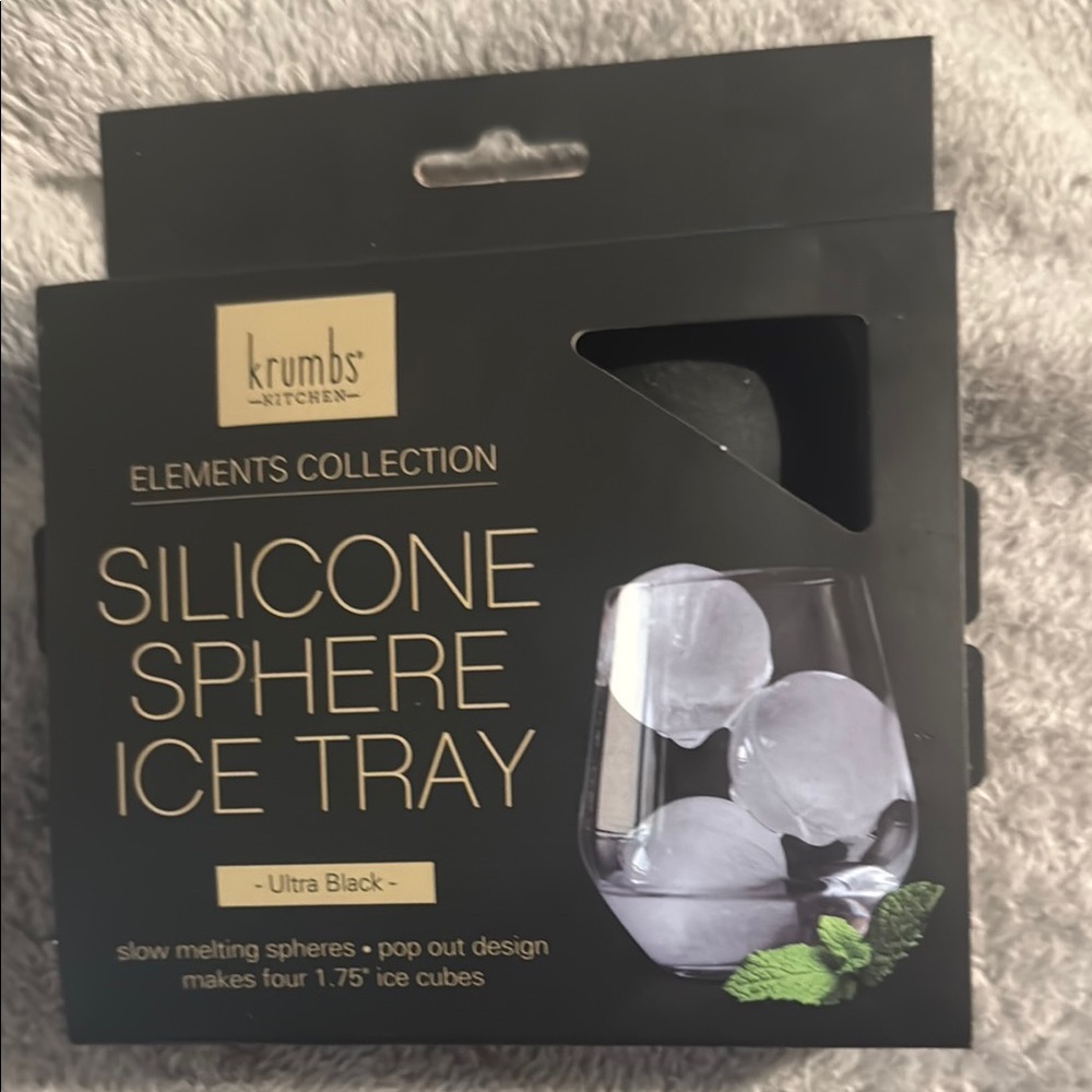 Krumbs Kitchen Silicone Sphere Ice Tray - Black